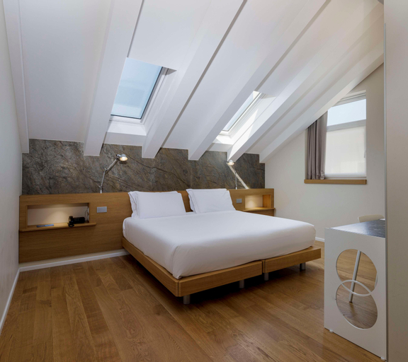 Bedroom 26