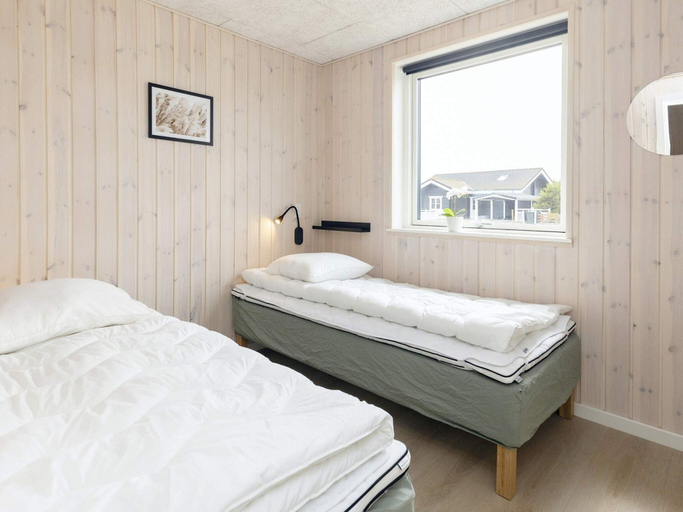 Bedroom 2, 5 Star Holiday Home in Vaeggerlose, Guldborgsund