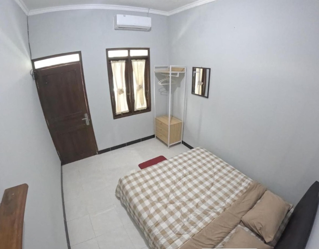 Bedroom 2, Greyhouse Family Homestay, Sleman