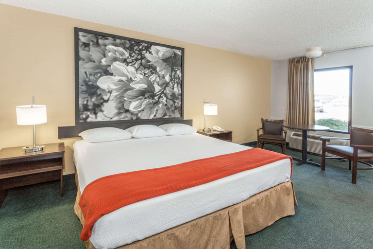 Bedroom 17