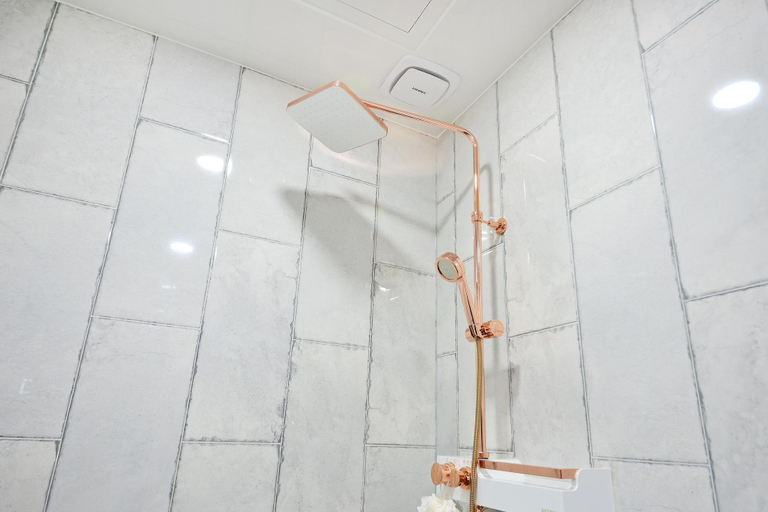 Bathroom 3, Gangneung Raon Pension, Gangneung