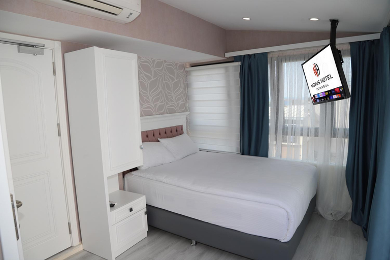 Others 3, Novus Hotel, Fatih