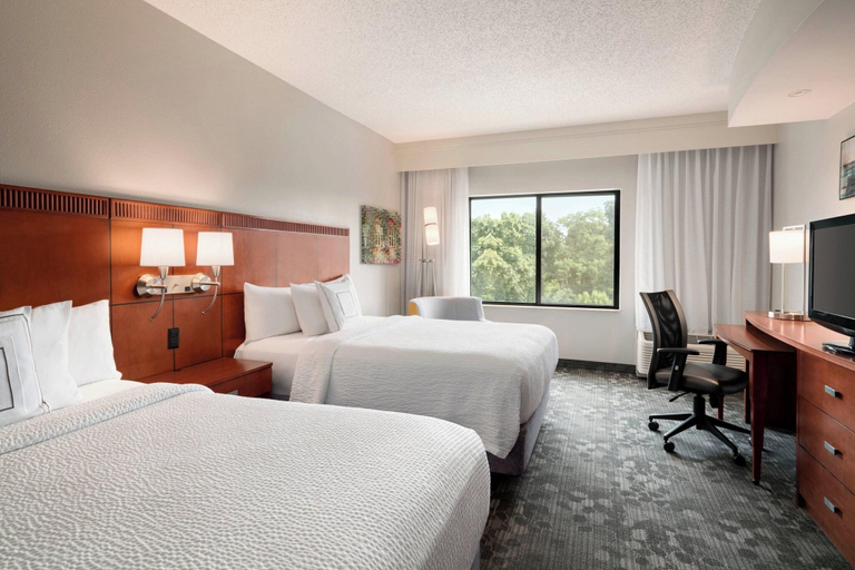 Bedroom 3, Courtyard By Marriott Ewing Princeton, Mercer