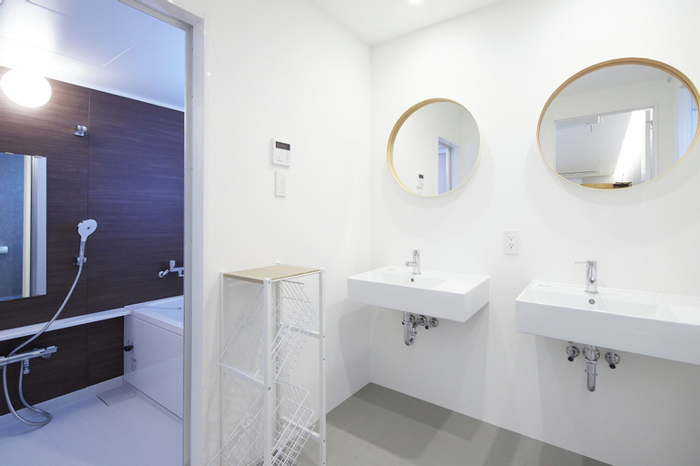 Bathroom 6