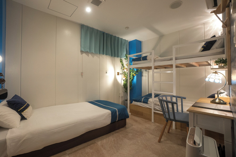 Bedroom 18