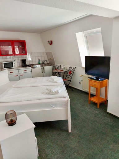Bedroom 4, Regiohotel Wolmirstedter Hof, Börde