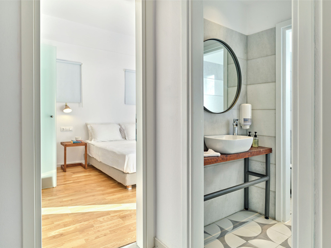 Bathroom 5, Magoo Suites, South Aegean