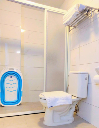 Bathroom 2, Yilan 1955 B&B Second Branch, Yilan
