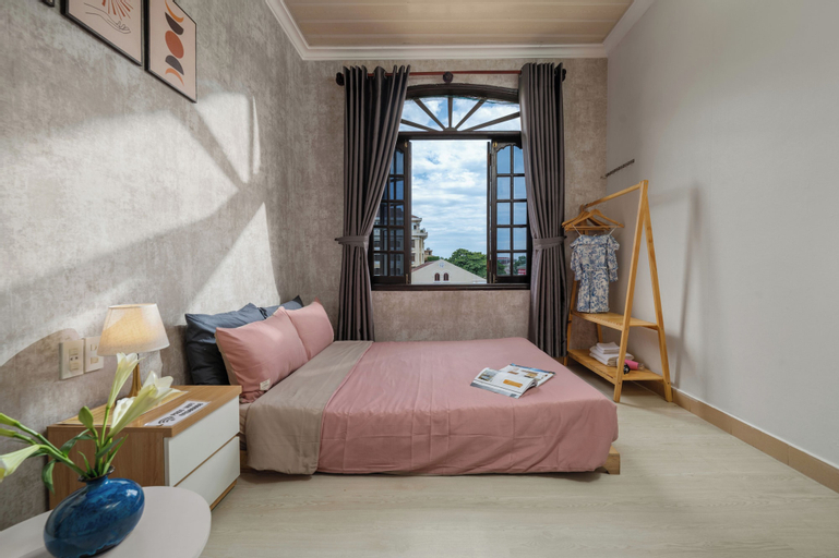 Bedroom 14