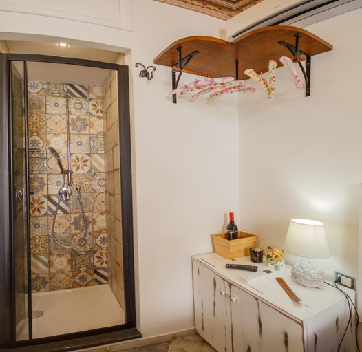 Others 4, Casa don Luigi, Palermo