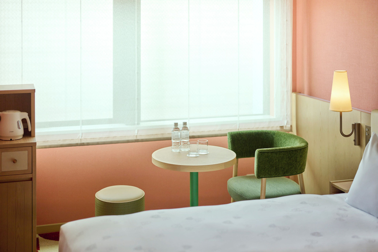 Bedroom 13