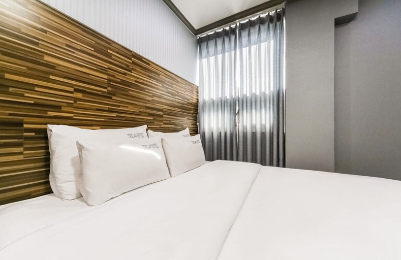 Bedroom 3, The Sharp Hotel, Jinhae