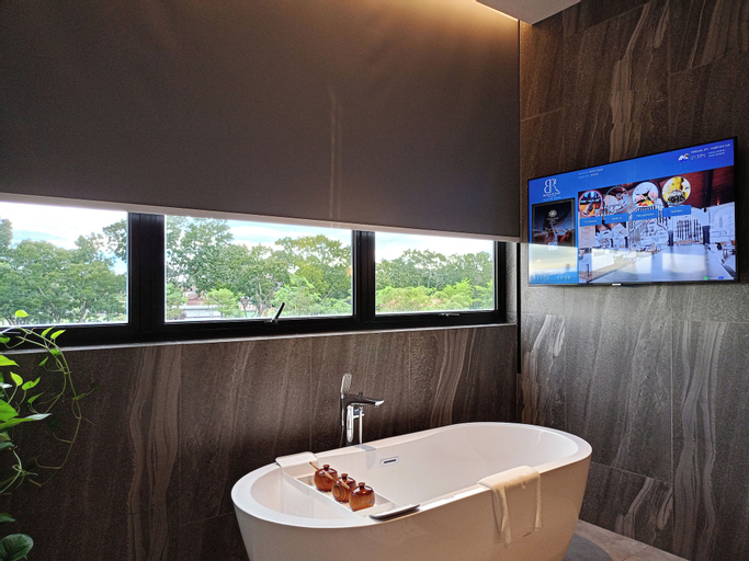 Bathroom 5