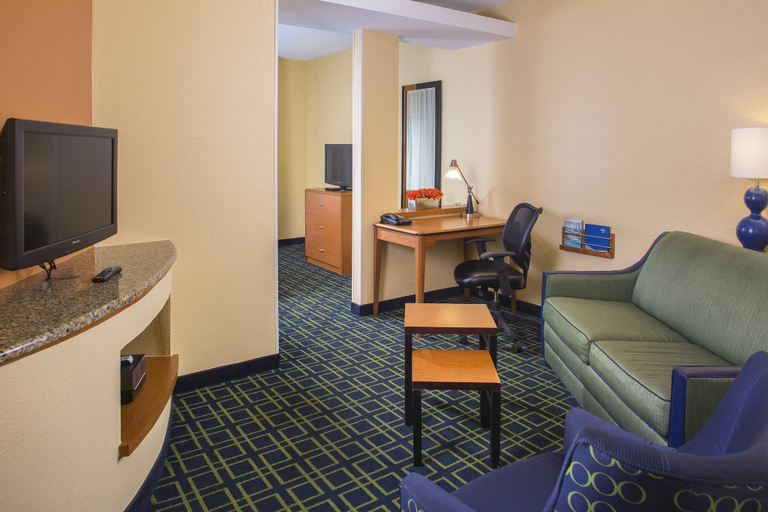 Bedroom 3, Fairfield Inn & Suites Lafayette I-10, Lafayette