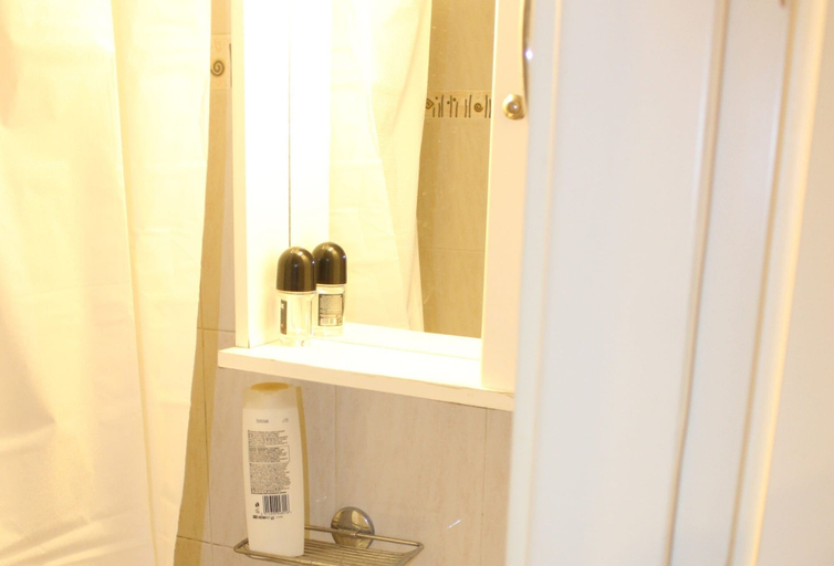 Bathroom 4, Studio Heart Of City Number 1, Central Macedonia