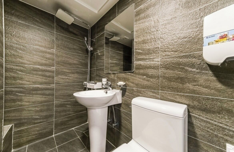 Bathroom 3, The Sharp Hotel, Jinhae