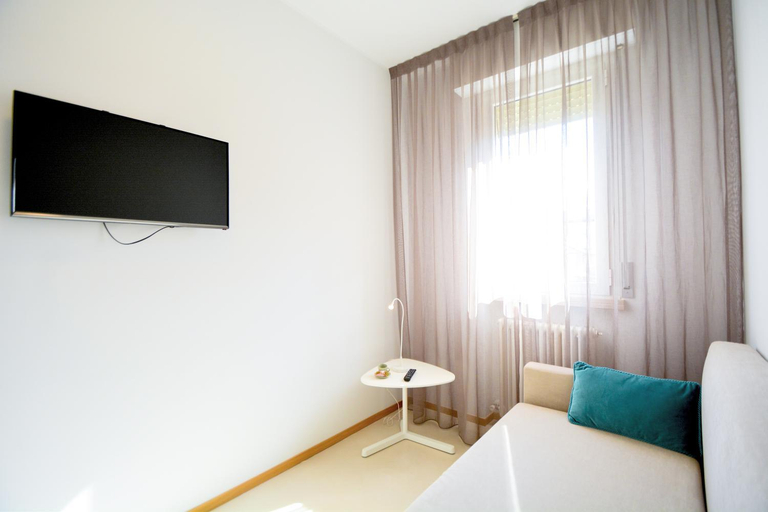 Others 4, Prime Blue Suite - Appartamenti con jacuzzi privata, Rimini