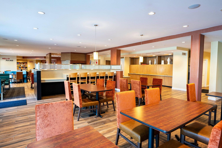 Food & Drinks 5, TownePlace Suites Fort Mill at Carowinds Blvd., York