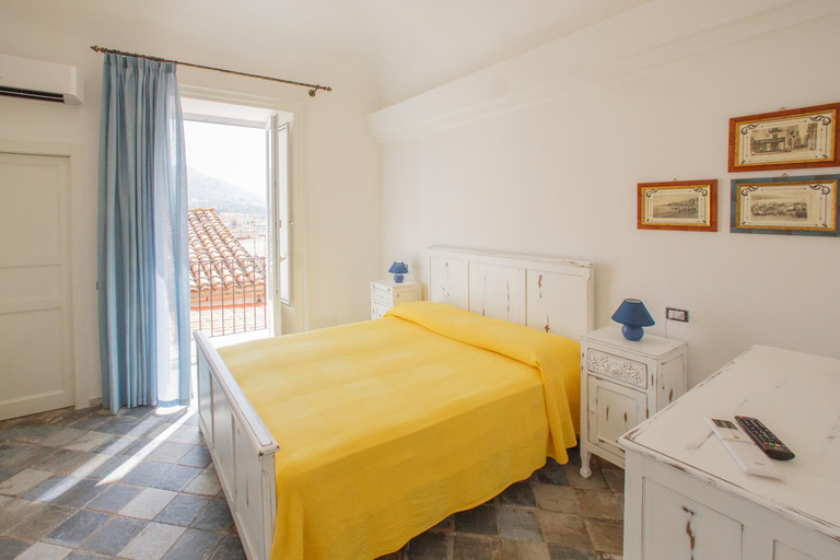 Others 5, Casa don Luigi, Palermo