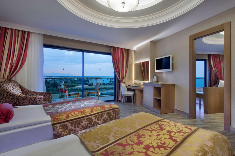 Bedroom 4, Granada Luxury Okurcalar, Alanya