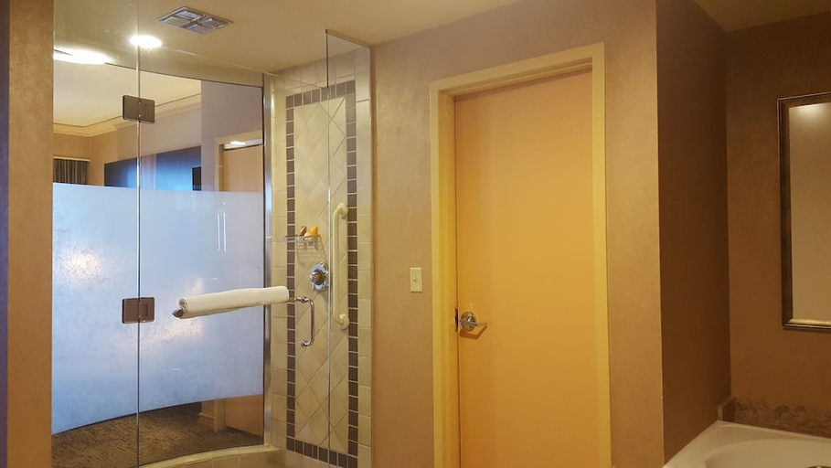 Bathroom 5, Showboat Atlantic City, Atlantic