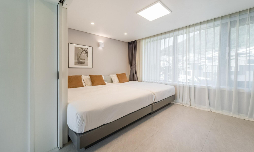Bedroom 2, Arte Resort Spa & Pool Villa, Sacheon