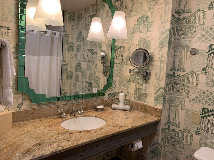 Bathroom 4, The Royal Sonesta Portland Downtown, Multnomah