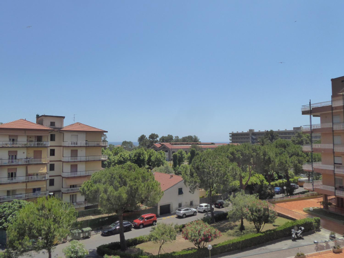 La casa di Tina, Imperia