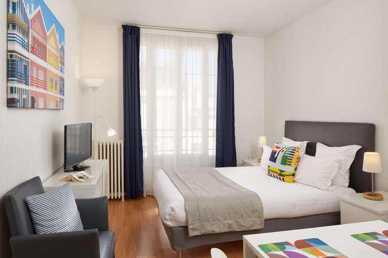 Bedroom 3, Aparthotel Residences Paris Asnieres, Hauts-de-Seine