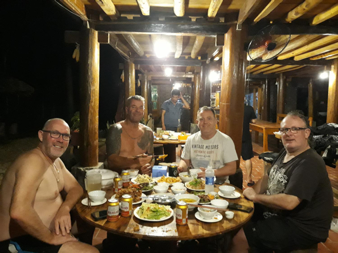 Food & Drinks 4, Vu Linh Palm House Homestay - Bungalow, Yên Bình