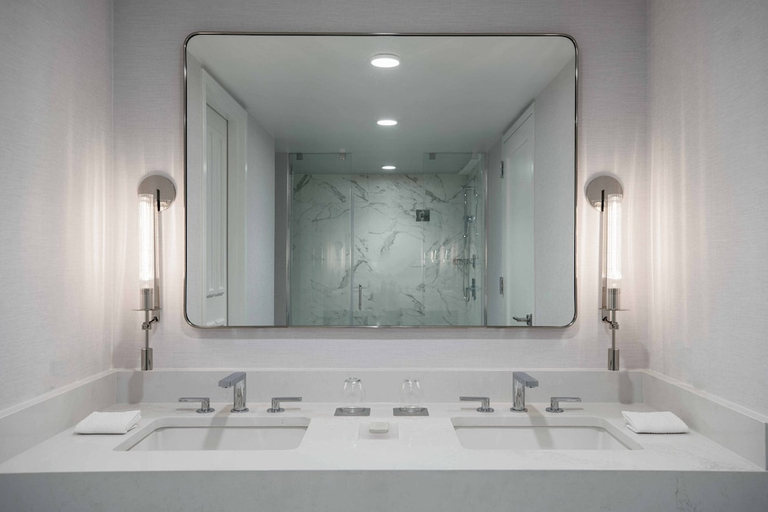Bathroom 5, Renaissance Baltimore Harborplace Hotel, Baltimore