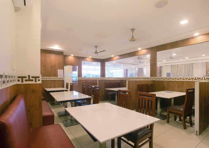 Food & Drinks 4, Manjhi Residency, Tiruchirappalli