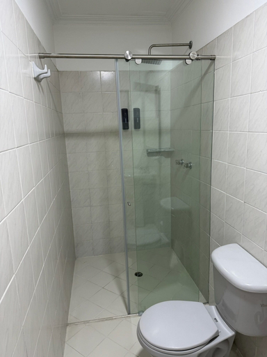 Bathroom 3, Rustik House, Medellín