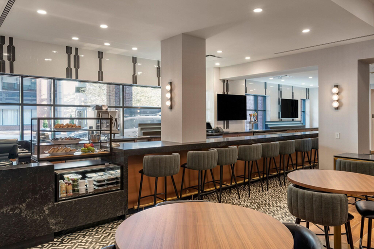 Food & Drinks 5, Sheraton Suites Old Town Alexandria, Alexandria