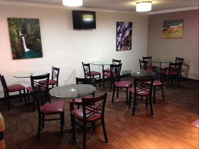 Food & Drinks 4, Flagship Inn of Ashland, Jackson
