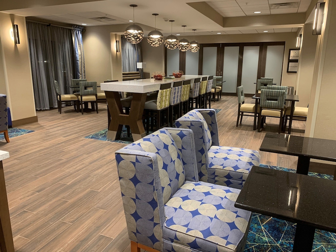 Food & Drinks, Hampton Inn Arvin Tejon Ranch Ca, Kern