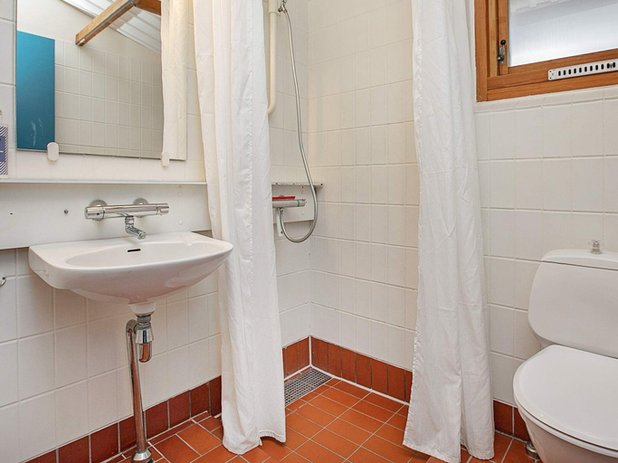 Bathroom, 6 Person Holiday Park Home in Gilleleje, Gribskov