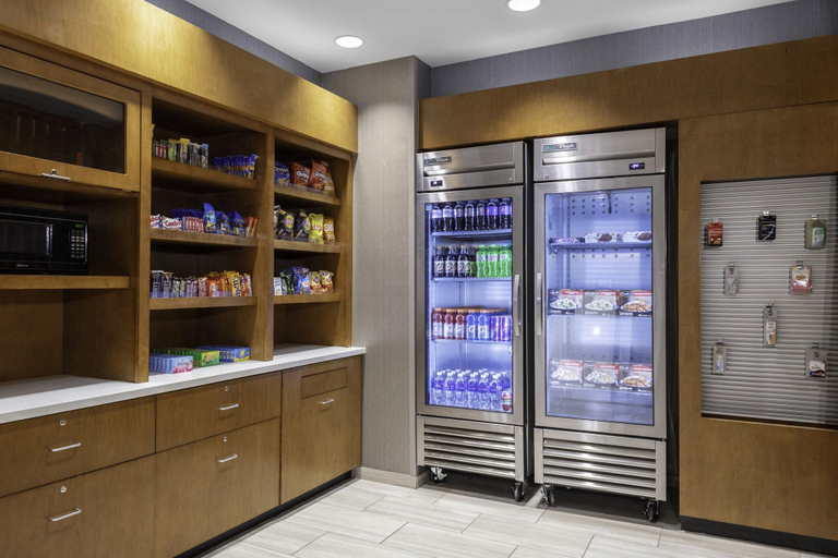 Food & Drinks 5, Springhill Suites By Marriott Suwanee Johns Creek, Forsyth