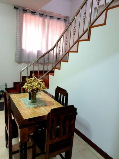 Dining Room 10