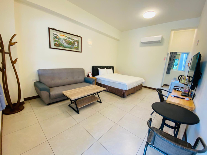 Bedroom 13