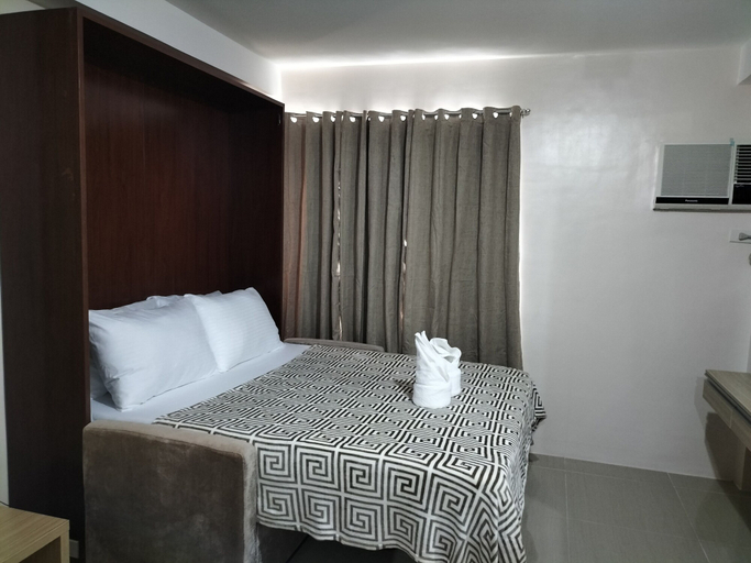 Others 5, The Persimmon Studios, Cebu City