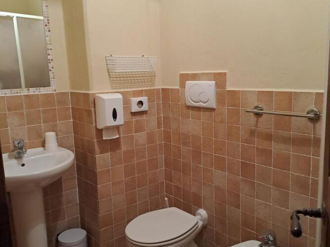 Bathroom 3, Terrace Retreat in the Marche, Pesaro E Urbino