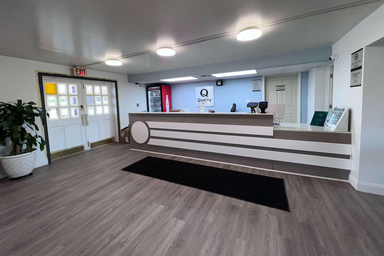 Public Area 2, Quality inn Lancaster, Lancaster