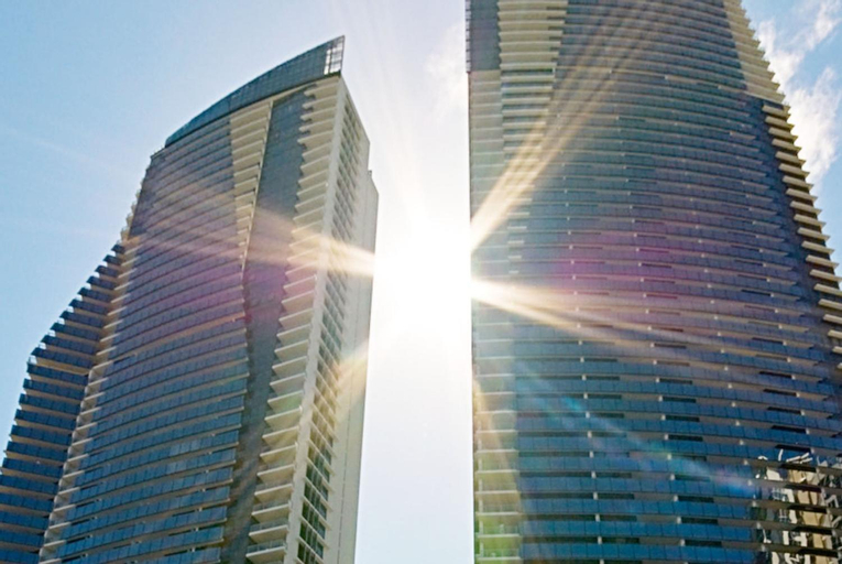 Circle on Cavill - 2 Bedroom Ocean View Units, Gold Coast