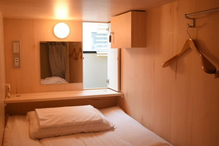 Bedroom 26