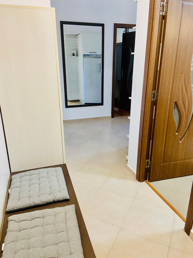 Others 5, Iulius Loft, Iasi