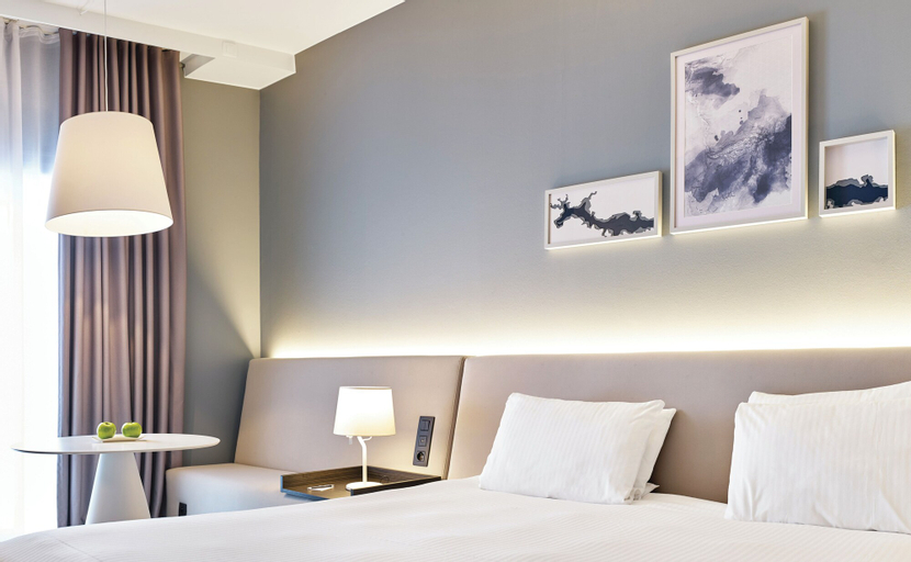 Bedroom 12