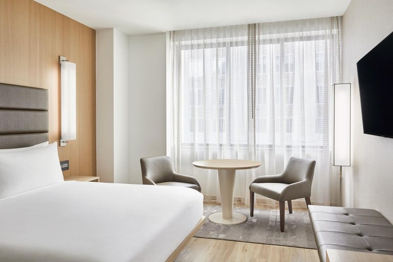 Bedroom 3, AC Hotels by Marriott Houston Downtown, Houston
