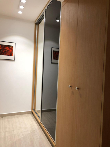 Others 4, Kennedy Deluxe Suites
