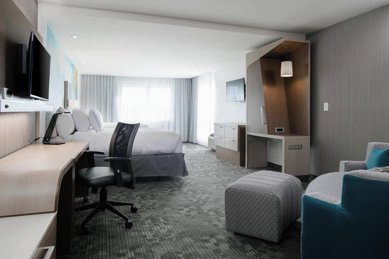 Bedroom 4, Courtyard Omaha Bellevue at Beardmore Event Center, Sarpy
